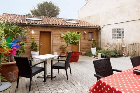 Superbe Appartement Avec Terrasse En Centre Ville La Rochelle  Exterior foto
